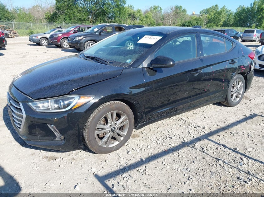 2017 HYUNDAI ELANTRA auction photo 2