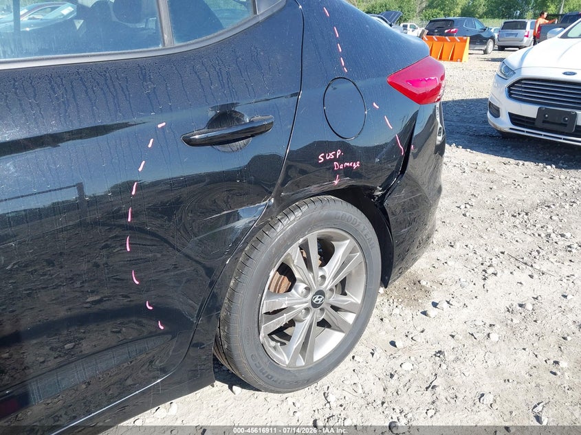 2017 HYUNDAI ELANTRA auction photo 6