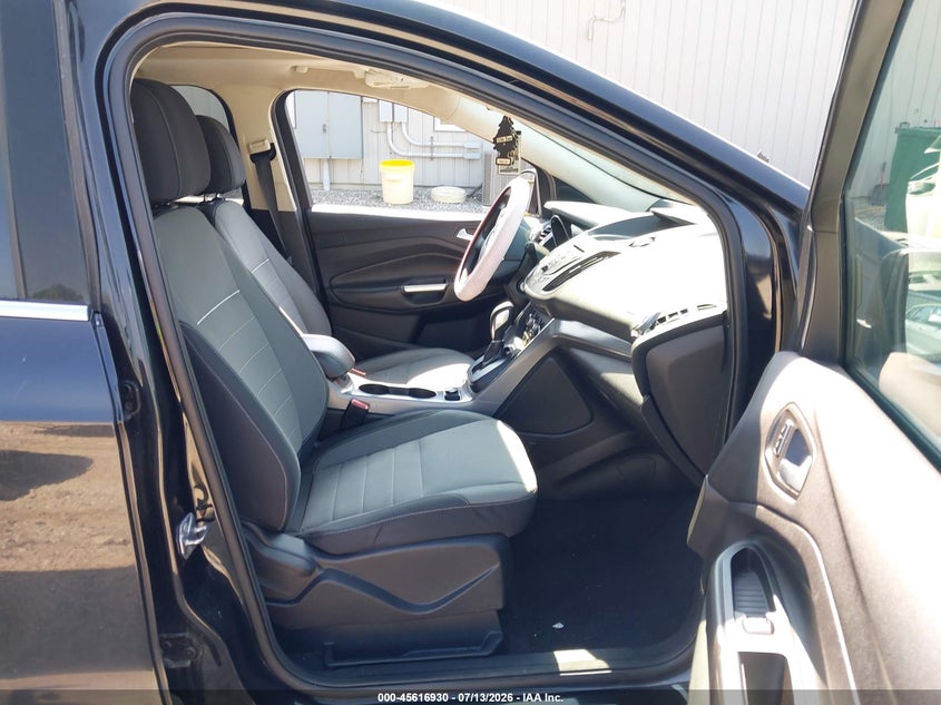 2015 FORD ESCAPE auction photo 5