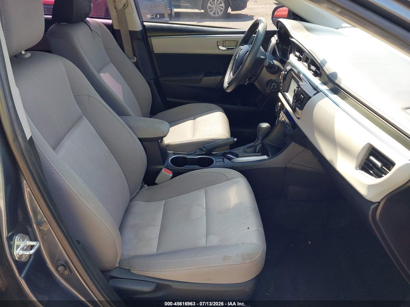 2015 TOYOTA COROLLA auction photo 5