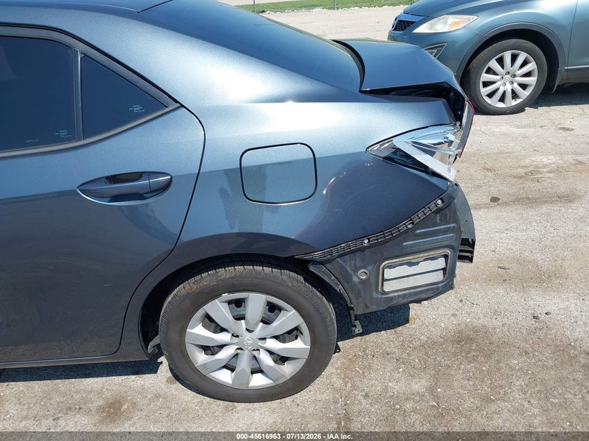 2015 TOYOTA COROLLA auction photo 6