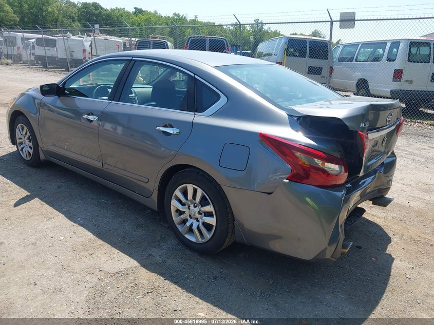 2018 NISSAN ALTIMA auction photo 3