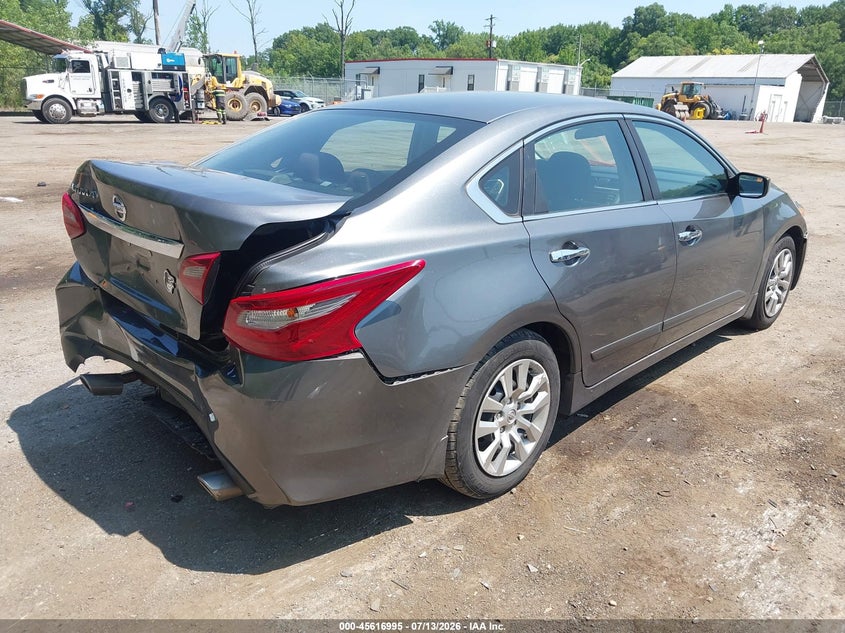 2018 NISSAN ALTIMA auction photo 4
