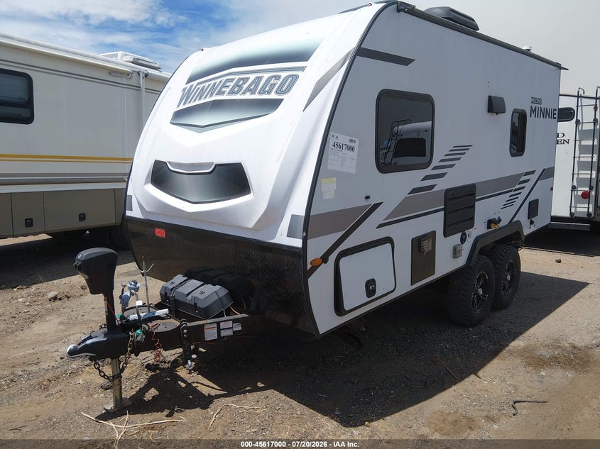 2022 WINNEBAGO M-1708FB auction photo 2