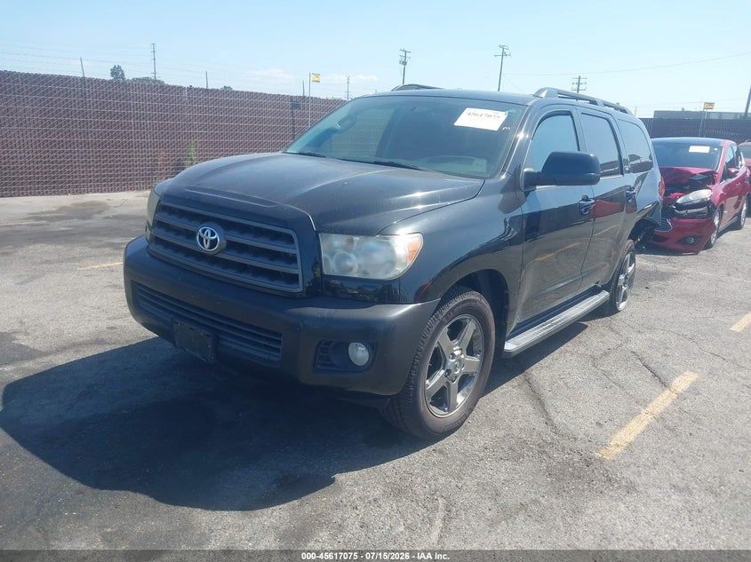 2011 TOYOTA SEQUOIA auction photo 2