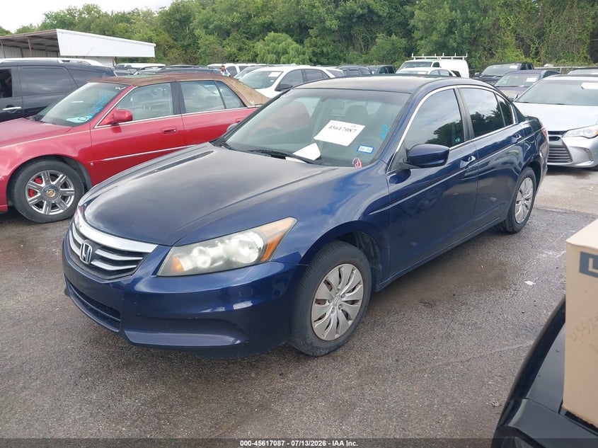 2012 Honda Accord, Normal Wear & Tear, IAAI, VIN 1HGCP2F33CA078827 — photo 2