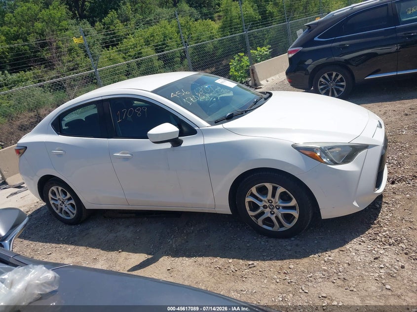 2017 Toyota Yaris Ia VIN: 3MYDLBYV5HY172631 Lot: 45617089