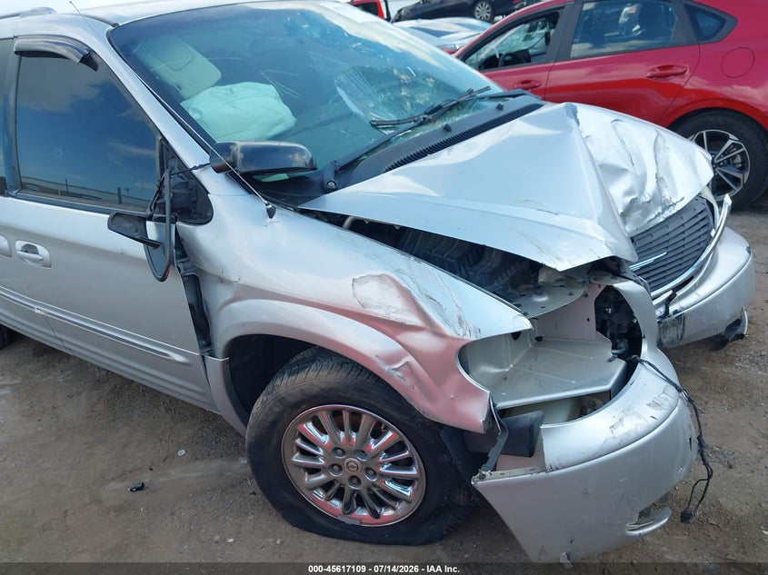 2003 Chrysler Town & Country Limited VIN: 2C8GP64L43R189262 Lot: 45617109