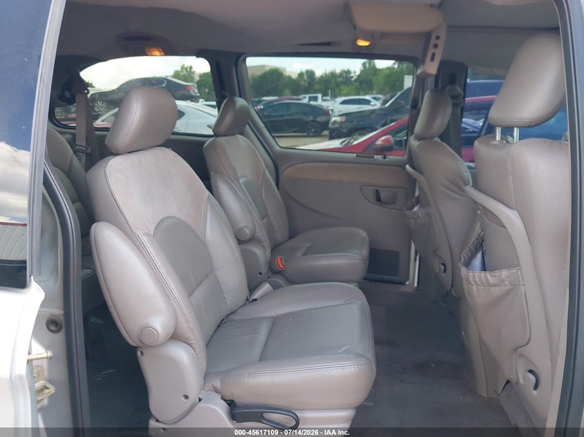 2003 Chrysler Town & Country Limited VIN: 2C8GP64L43R189262 Lot: 45617109