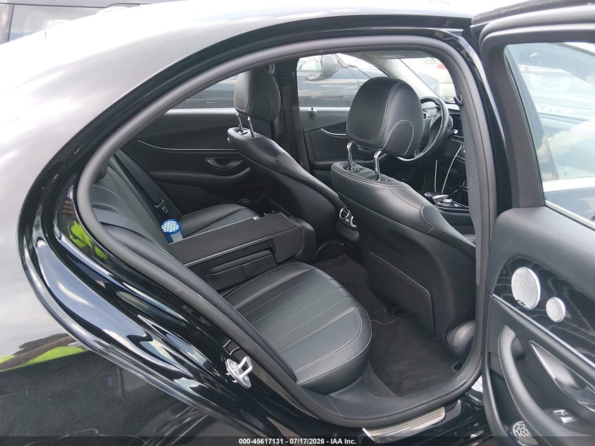 2017 Mercedes-Benz E 300 VIN: WDDZF4JB4HA085899 Lot: 45617131