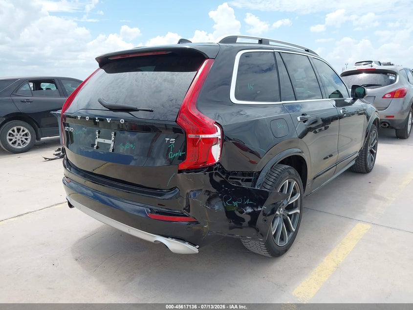 2018 VOLVO XC90 auction photo 4