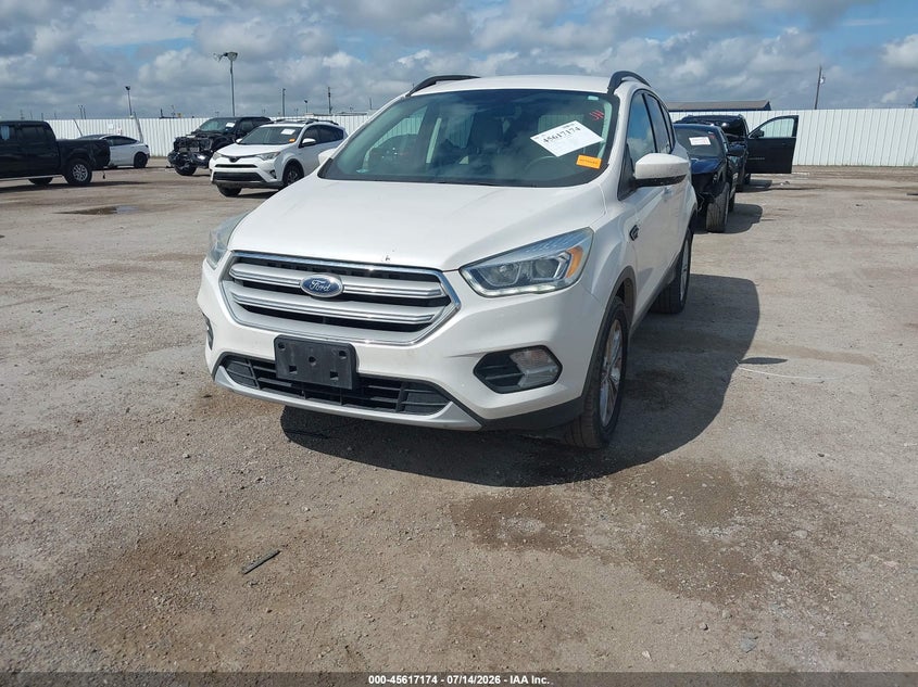 2018 FORD ESCAPE auction photo 2