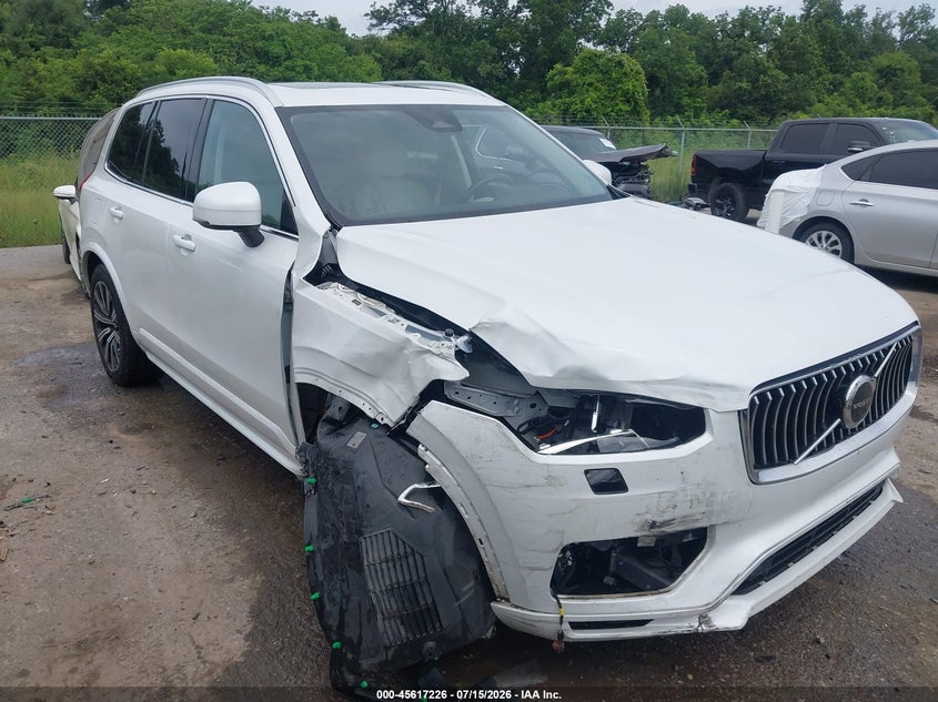 2023 VOLVO XC90 B5 CORE