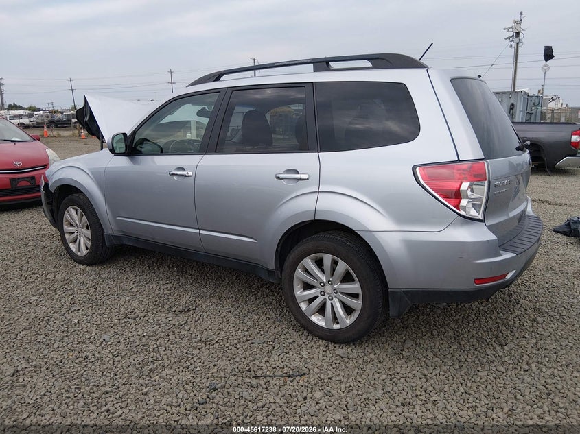 Vin: jf2shadc7ch418364, lot: 46115688, subaru forester 2.5x premium 20123