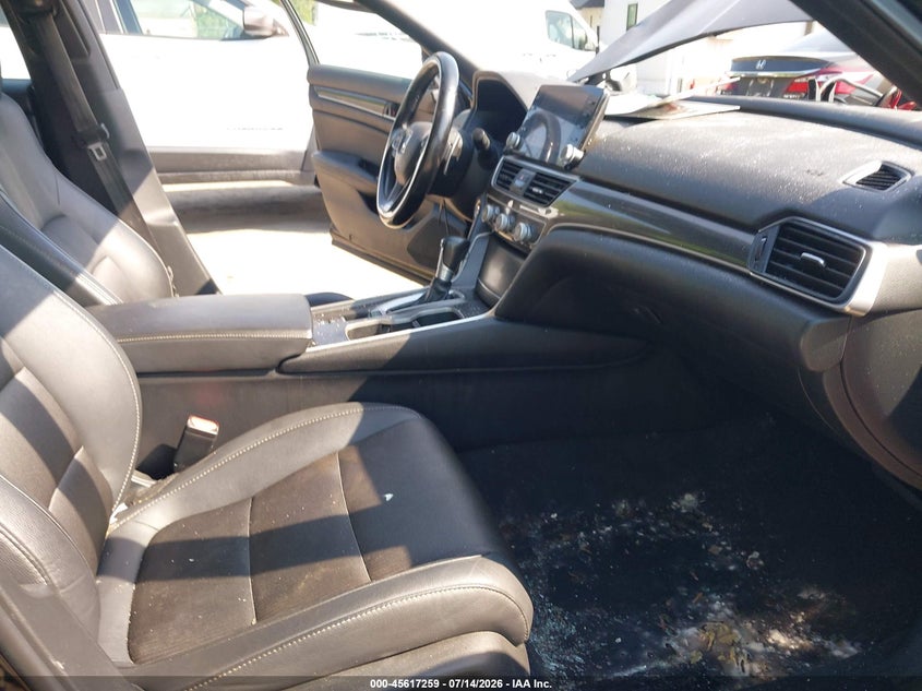 2020 HONDA ACCORD auction photo 5