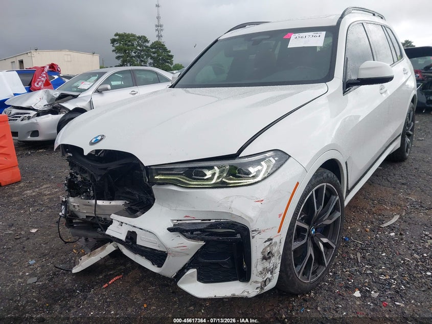 2022 BMW X7 auction photo 6
