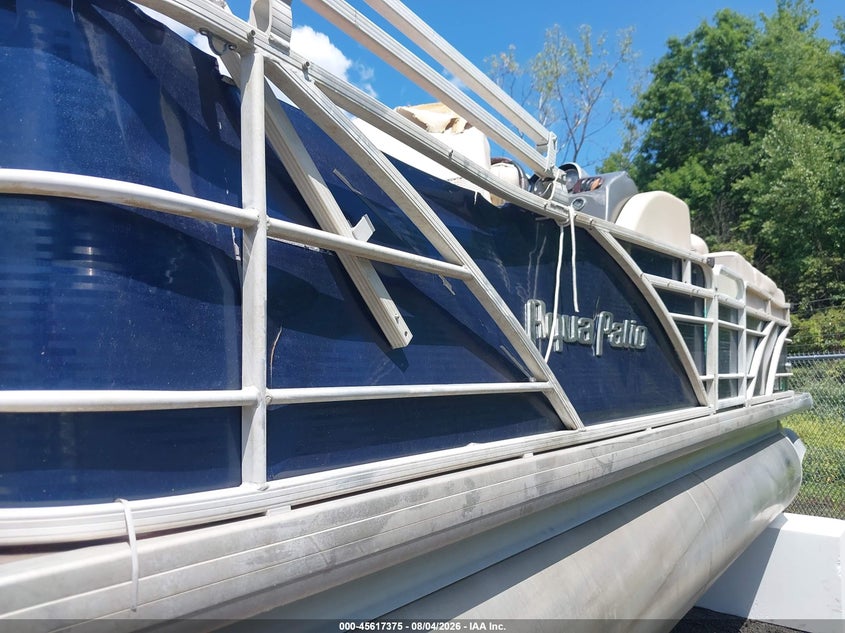 2013 GODFREY PONTOON auction photo 6
