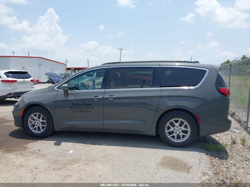 2022 Chrysler Pacifica Touring L VIN: 2C4RC1BG7NR233854 Lot: 45617421