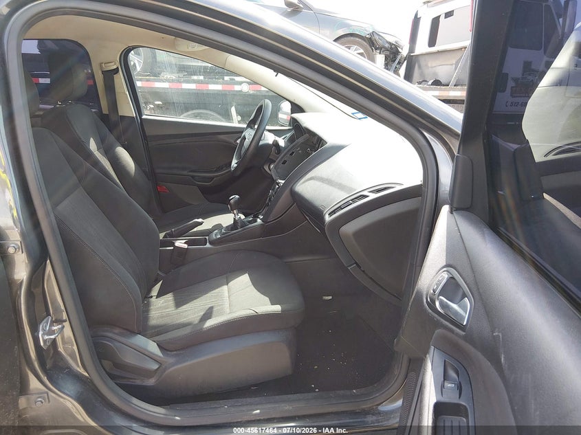 2018 FORD FOCUS auction photo 5