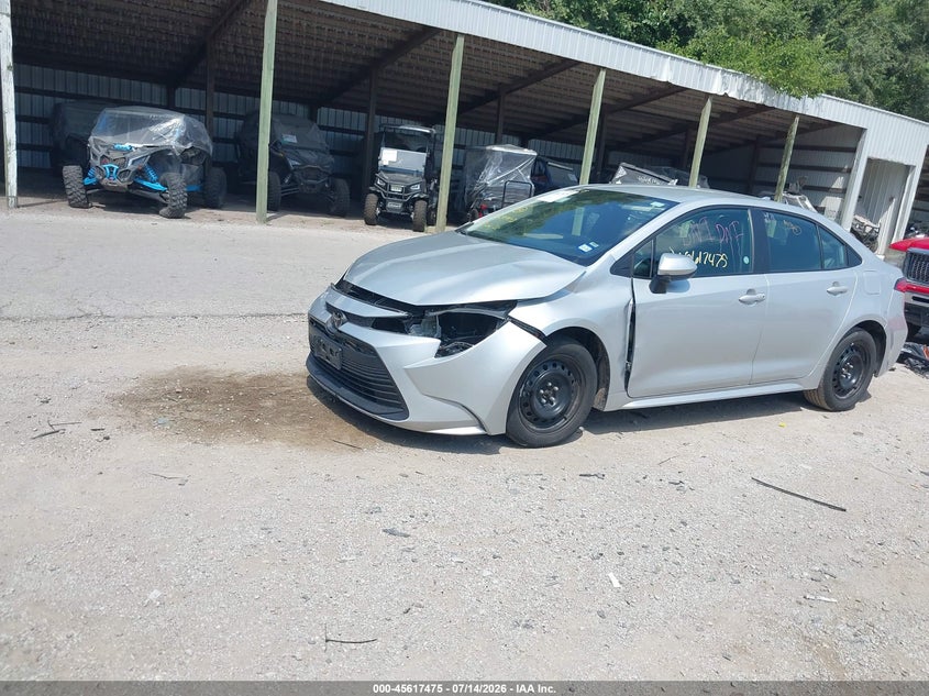 2025 Toyota Corolla, Front End, IAAI, VIN 5YFB4MDE5SP264513 — photo 2