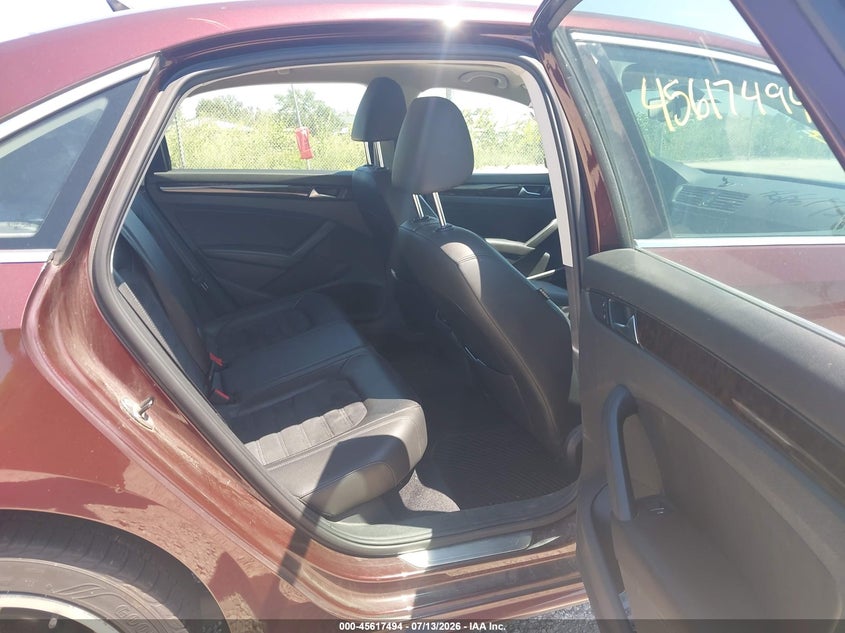 2014 VOLKSWAGEN PASSAT auction photo 8