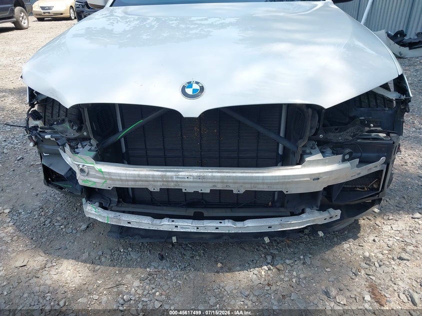 2021 BMW M550I auction photo 6