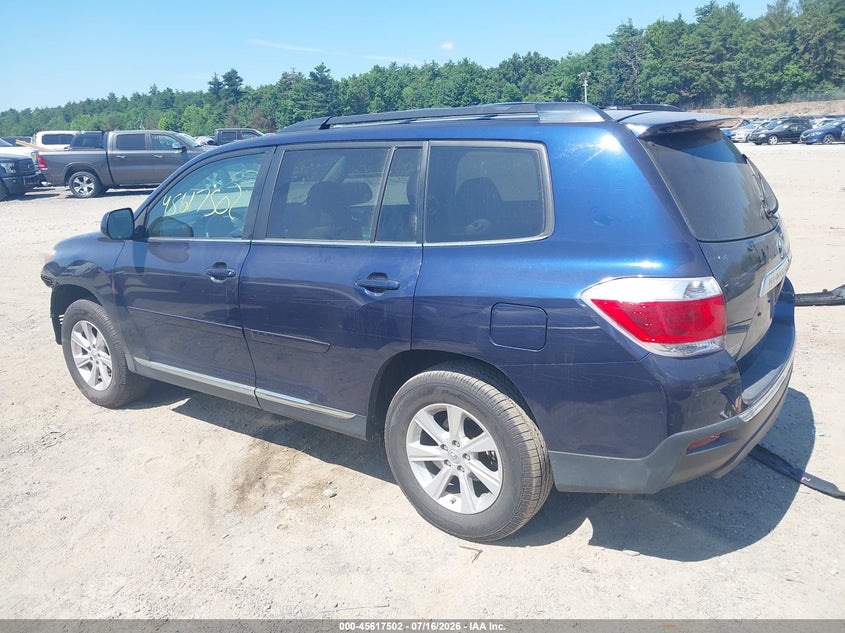 Vin: 5tdbk3eh8bs045206, lot: 46115952, toyota highlander base v6 20113