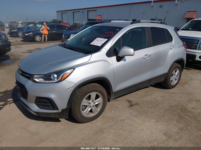2021 CHEVROLET TRAX auction photo 2