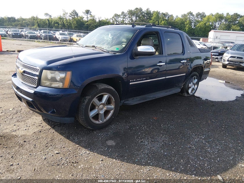 3GNTKGE33BG122912 2011 Chevrolet Avalanche 1500 Ltz photo 1