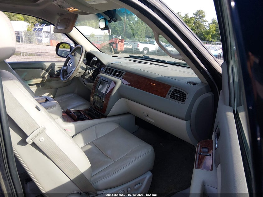 2011 Chevrolet Avalanche 1500 Ltz VIN: 3GNTKGE33BG122912 Lot: 45617542