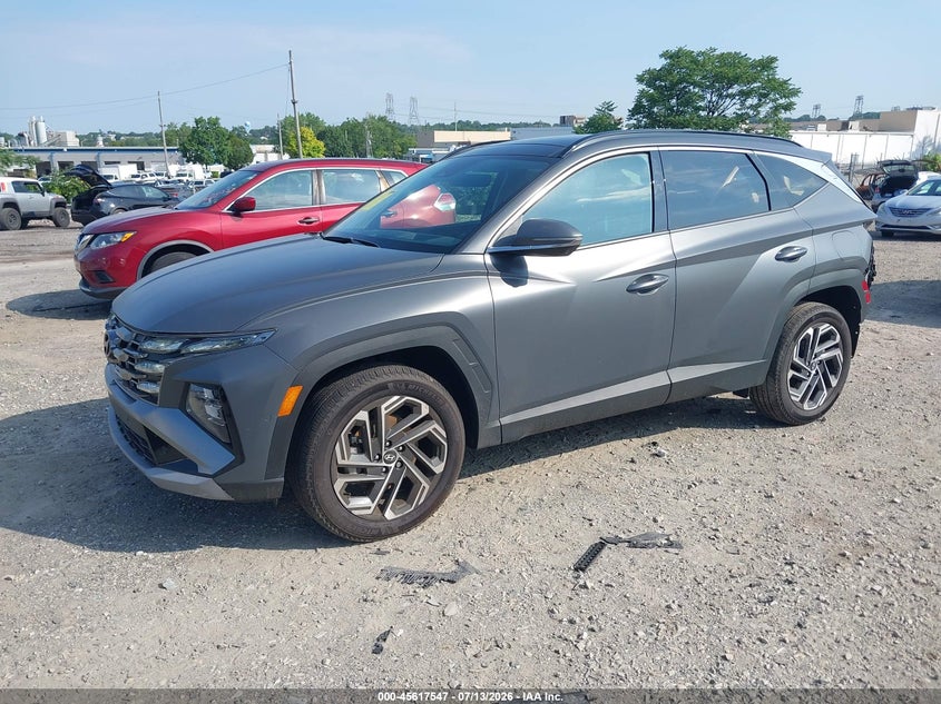 2025 HYUNDAI TUCSON auction photo 2