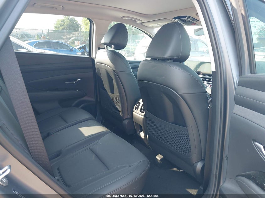 2025 HYUNDAI TUCSON auction photo 8