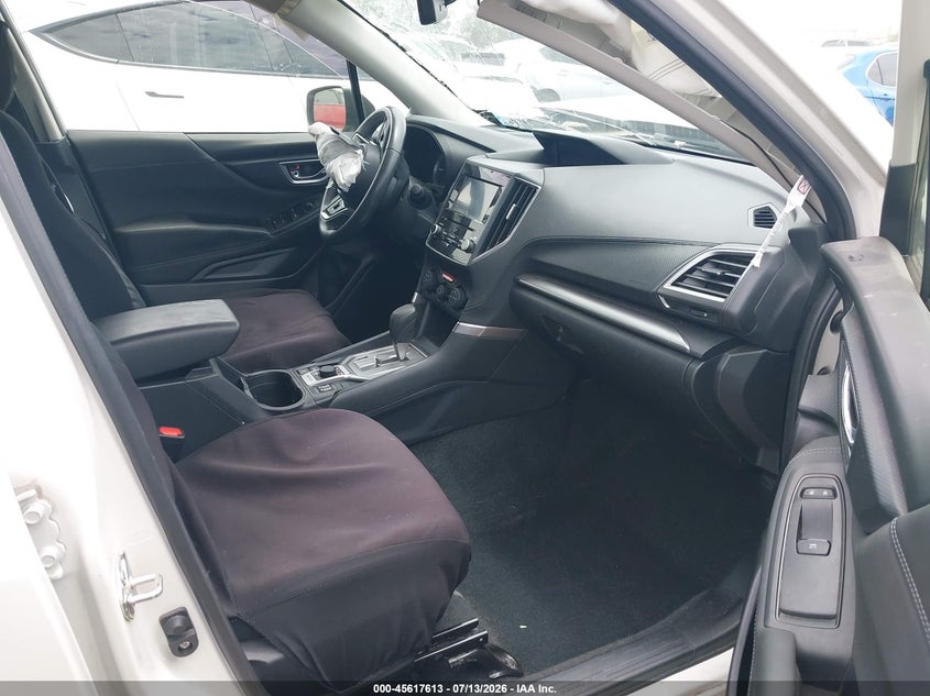 2021 SUBARU FORESTER auction photo 5