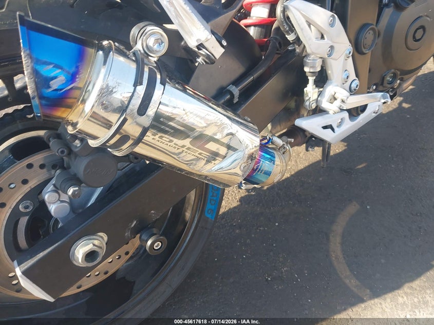 2015 Suzuki Gsx-S750 VIN: JS1GR7NA0F2102016 Lot: 45617618