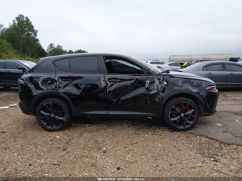 2025 Dodge Hornet Gt Plus Awd VIN: ZACNDFAN0S3A44723 Lot: 45617633