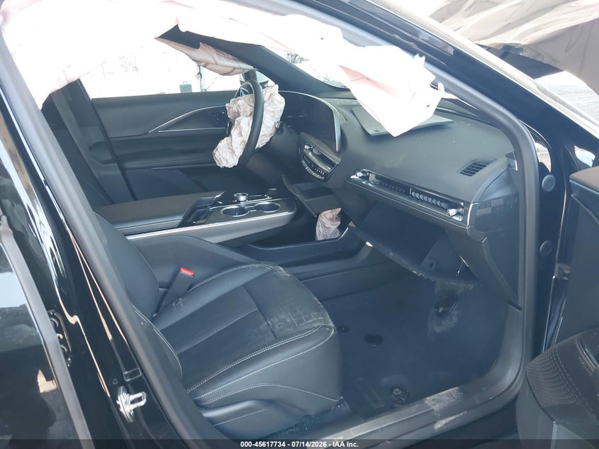 2025 CADILLAC LYRIQ auction photo 5