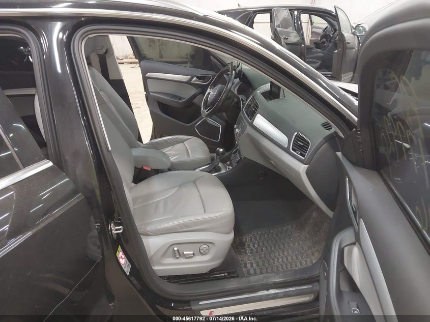 2016 AUDI Q3 auction photo 5