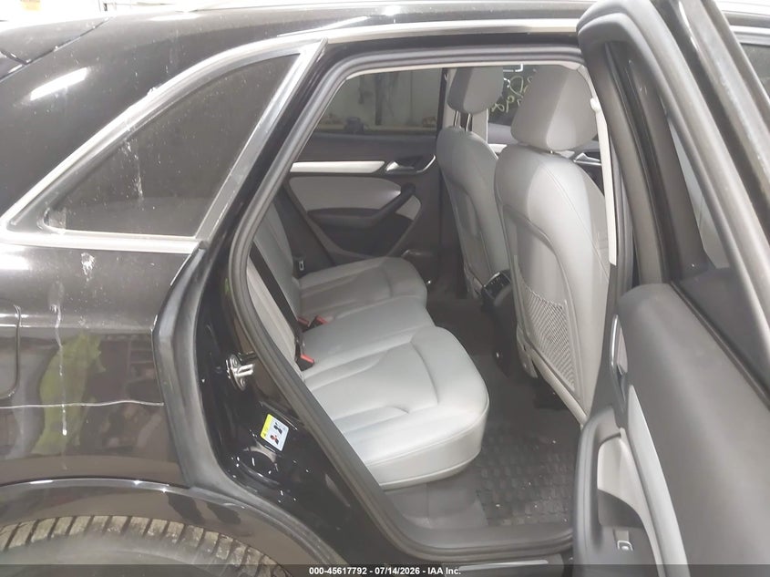 2016 AUDI Q3 auction photo 8