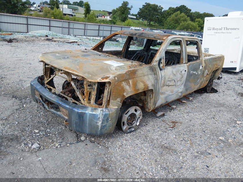 2015 CHEVROLET SILVERADO 2500HD auction photo 2