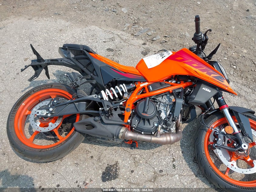 2024 Ktm 390 Duke VIN: MD2JPJ405RN279701 Lot: 45617804