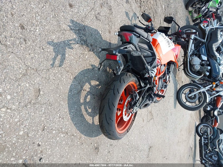 2024 Ktm 390 Duke VIN: MD2JPJ405RN279701 Lot: 45617804