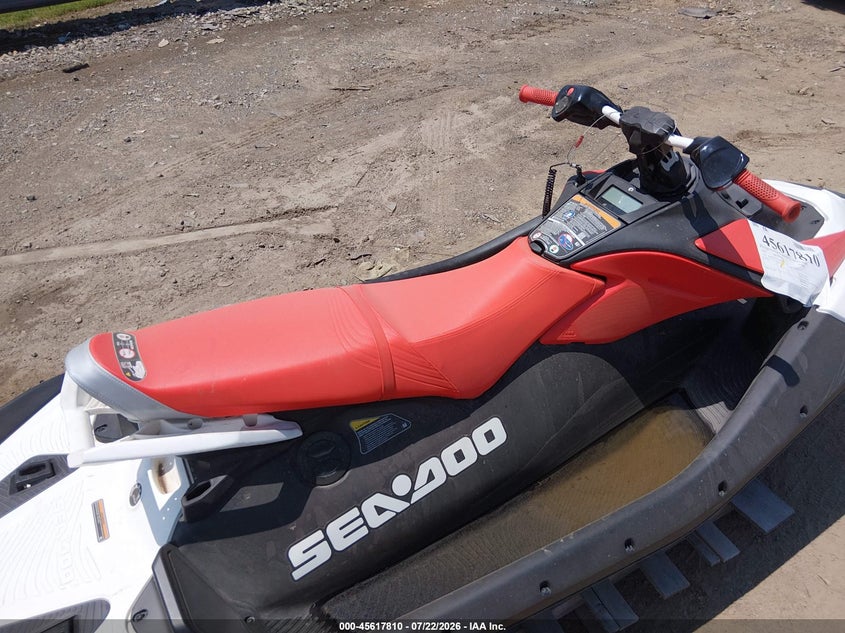 2025 SEADOO SPARK auction photo 5