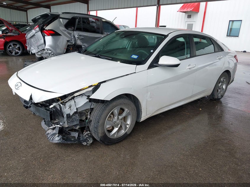 2021 HYUNDAI ELANTRA auction photo 2