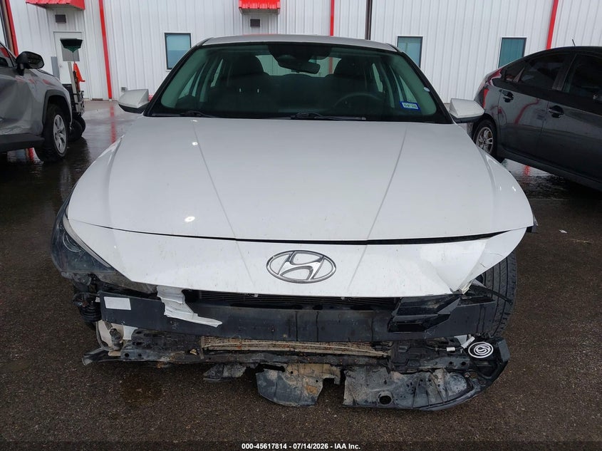 2021 HYUNDAI ELANTRA auction photo 6