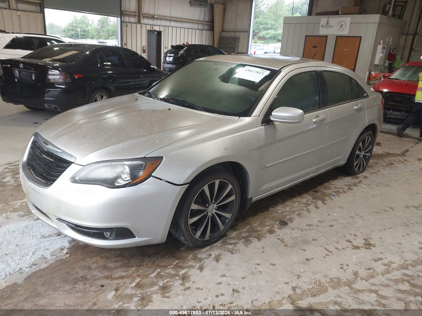 2012 CHRYSLER 200 auction photo 2