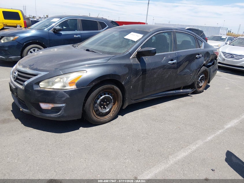 2015 NISSAN ALTIMA auction photo 2