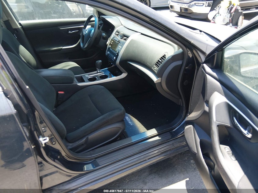 2015 NISSAN ALTIMA auction photo 5