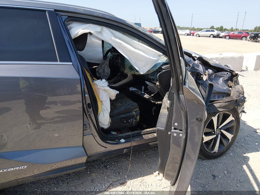 2018 LEXUS NX 300H auction photo 5