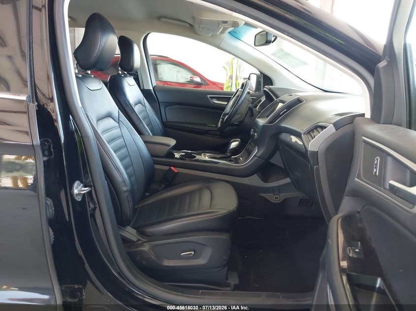 2018 FORD EDGE auction photo 5