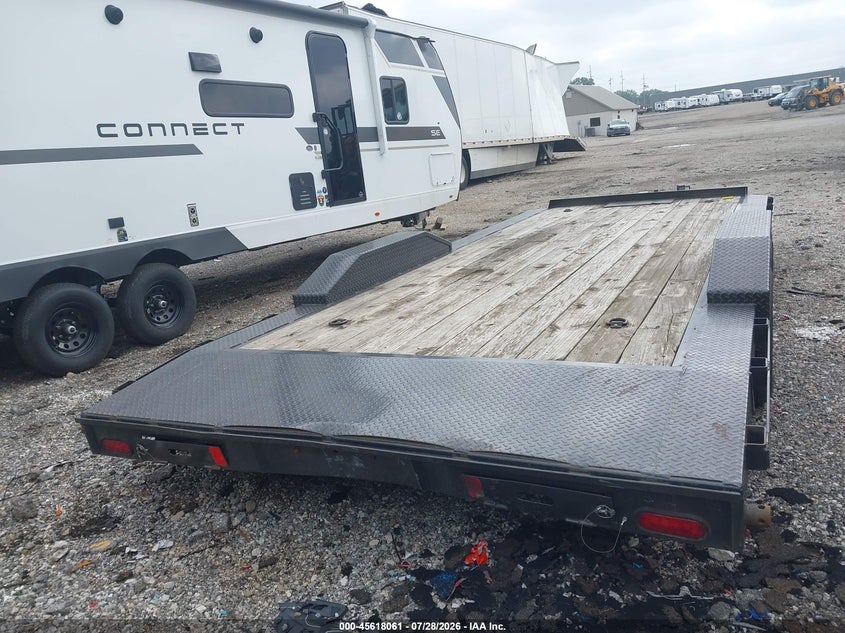 2021 DIAMOND C FLATBED TRAILER auction photo 8